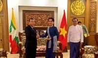 Deputi Menlu Vu Hong Nam melakukan temu kerja dengan Kemlu Myanmar