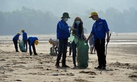 Bersatu tenaga membersihkan laut