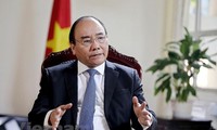 Nguyên Xuân Phuc au micro de « The Nation »