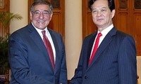 Premierminister Dung empfängt US-Verteidigungsminister Panetta