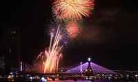 Der internationale Feuerwerkswettbewerb Danang 2013