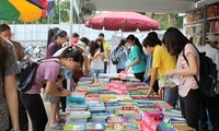 Bedeutung von Büchern für Jugendliche in der Hauptstadt Hanoi