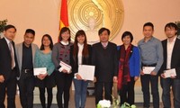 Eine Delegation der Zentralabteilung für Öffentlichkeitsarbeit besucht Deutschland