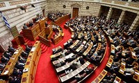 Griechenland: Parlament billigt zweites Gesetzespaket