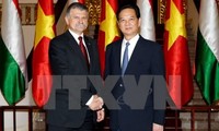 Premierminister Nguyen Tan Dung trifft Ungarns Präsident László Kövér