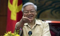 KPV-Generalsekretär Nguyen Phu Trong tagt mit Behörden der Provinz Quang Ninh