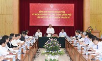 Premierminister Nguyen Xuan Phuc tagt mit Ministerium für Planung und Investition