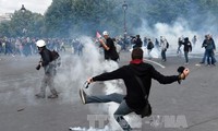 Ausschreitungen bei Demonstrationen in Frankreich