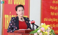 Parlamentspräsidentin Nguyen Thi Kim Ngan trifft Wähler in Can Tho