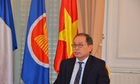 Vietnam übernahm das Amt des Präsidenten der ASEAN-Kommission in Paris erfolgreich