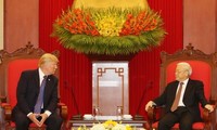 KPV-Generalsekretär Nguyen Phu Trong trifft US-Präsident Donald Trump