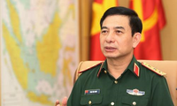 Der Generalstabchef der vietnamesischen Volksarmee empfängt Malaysias Marine-Chef