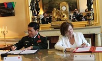 Gemeinsame Vision über Vietnam-Frankreich-Verteidigungszusammenarbeit 