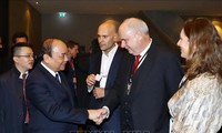 Premierminister Nguyen Xuan Phuc: Komm und schaff 4.0-Produkte in Vietnam