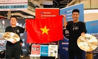 Vietnamesische Studenten gewinnen den internationalen Trommelwettbewerb 2019