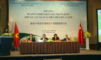 Vietnam-China-Zusammenarbeitsforum für Tee-Kaffee-Produktion und –Verbrauch