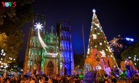 Weihnachtsstimmung in Hanoi