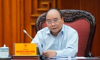 Premierminister Nguyen Xuan Phuc fordert zur besten Vorbereitung für das 37. ASEAN-Gipfeltreffen auf