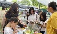 „Markttag zur Leseförderung” in der Buchstraße in Ho-Chi-Minh-Stadt