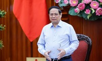 Premierminister Pham Minh Chinh leitet Regierungssitzung zum Gesetzaufbau