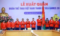 Le Thanh Thuy und Le Minh Thuan sind Fahnenträger für die vietnamesische Sportdelegation bei SEA Games 33