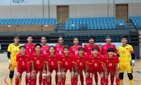 Vietnams Frauen-Futsal-Nationalmannschaft besiegt Chinas Auswahl mit 2:1 im Freundschaftsspiel