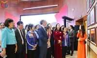Fotoausstellung „Verbindung und Verbreitung der vietnamesisch-kubanischen Freundschaft“