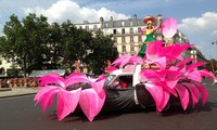 Vietnam beteiligt sich zum ersten Mal an Tropenkarneval in Paris