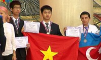 Einmal Gold und dreimal Silber für Vietnam bei Internationaler Chemie-Olympiade in Moskau 