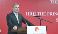 Prinz Andrew, Duke of York besucht Vietnam