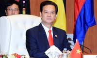 Premierminister Nguyen Tan Dung nimmt am ASEAN-Gipfel teil