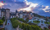 Mysteriöses Europa auf dem Gipfel Ba Na-Hills in Da Nang