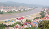 Kleinstadt Lao Cai damals und die heutige Stadt Lao Cai