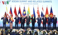 Premierminister Nguyen Xuan Phuc teilt Erfahrungen Vietnams auf ASEAN-Gipfel