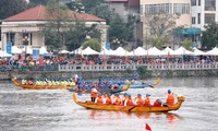 Lebhafte Stimmung des Drachenbootsrennens in Hanoi 2019