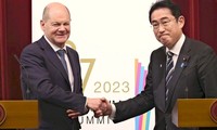 Japans Premierminister Kishida besucht Deutschland