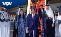 Premierminister Pham Minh Chinh trifft in Doha für seinen Katar-Besuch ein