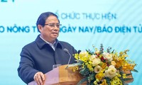 Premierminister Pham Minh Chinh führt Gespräch mit vietnamesischen Bauern