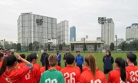 Vietnams U20-Fußballerinnen trainieren in China
