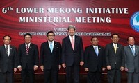 Vietnam menghadiri Konferensi-konferensi Menteri daerah hilir sungai Mekong di sela-sela AMM -46