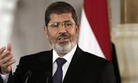 Mesir melakukan investigasi terhadap mantan Presiden Mohamed Morsi membunuh demonstran