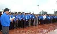 Melancarkan gerakan “Pemuda pedesaan melakukan kompetisi pandai berproduksi dan berbisnis”