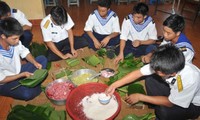 Hari Raya Tahun Baru tradisional datang lebih dini di kecamatan pulau Sinh Ton