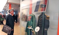 Pameran “Indochina- bumi dan manusia 1856-1956”