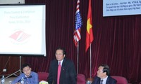 Mencanangkan sayembara dan pameran foto “Hubungan Vietnam-Amerika Serikat melalui lensa para fotografer Vietnam"