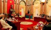 Presiden Vietnam, Truong Tan Sang melakukan pertemuan dengan para veteran perang dari Divisi 1 yang heroik