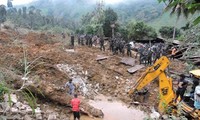 Kira-kira 100 orang tewas dalam tanah longsor di Srilanka