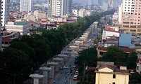 Memperkenalkan proyek pembangunan jalan kereta api ekspres di kota Hanoi