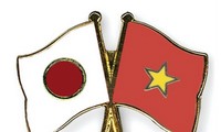 Vietnam-Jepang memperkuat kerjasama di bidang-bidang politik, diplomatik dan ekonomi