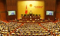 Mencanangkan gerakan mencipta lagu tentang MN Vietnam